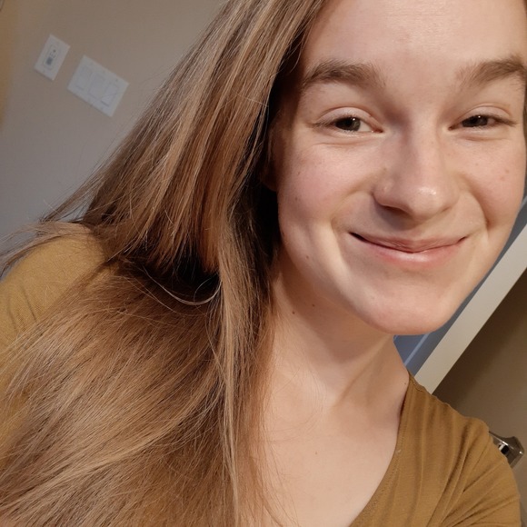 Meet your Posher, Miranda - Picture 1 of 1